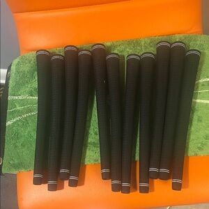 Set of Black Golf Grips